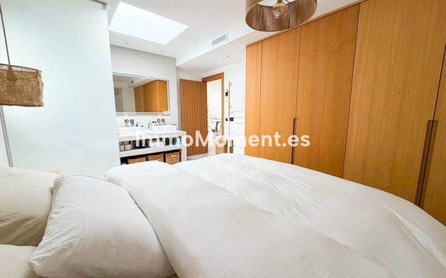 Resale - Apartment - Benahavís - La Quinta