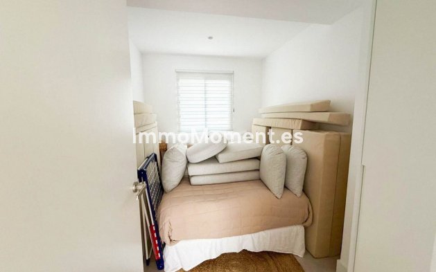 Resale - Apartment - Benahavís - La Quinta