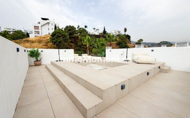 Resale - Apartment - Benahavís - La Quinta