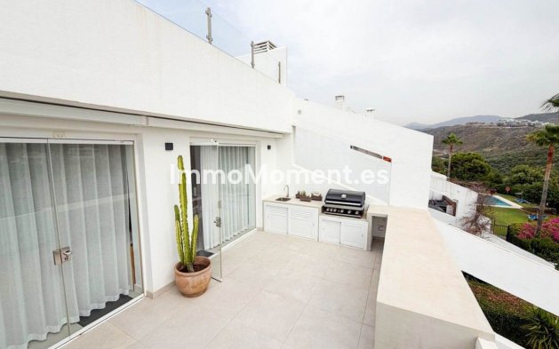 Resale - Apartment - Benahavís - La Quinta