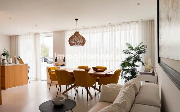 Resale - Apartment - Benahavís - La Quinta