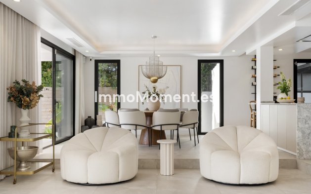 Wiederverkauf - Freistehende Villa - Marbella - Nueva Andalucía