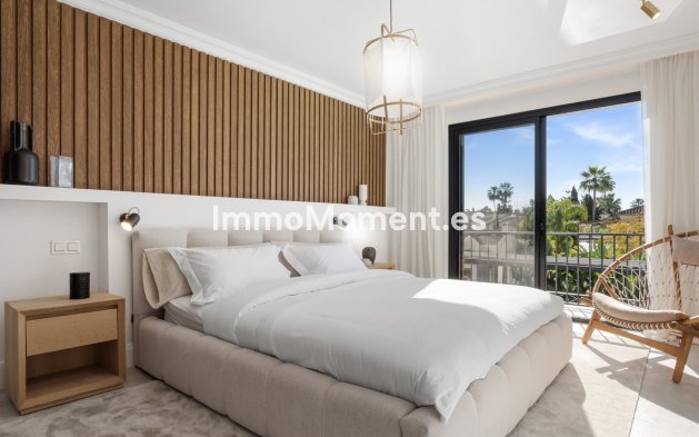 Wiederverkauf - Freistehende Villa - Marbella - Nueva Andalucía