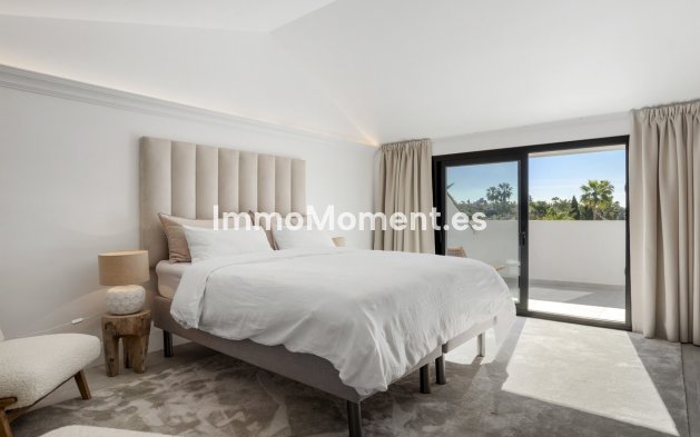 Wiederverkauf - Freistehende Villa - Marbella - Nueva Andalucía