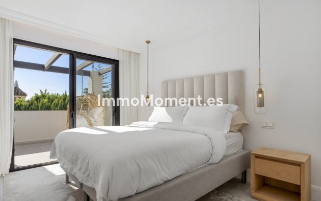 Wiederverkauf - Freistehende Villa - Marbella - Nueva Andalucía