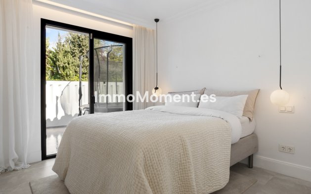 Wiederverkauf - Freistehende Villa - Marbella - Nueva Andalucía