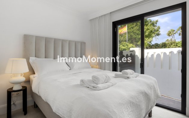 Wiederverkauf - Freistehende Villa - Marbella - Nueva Andalucía