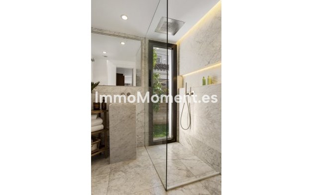 Wiederverkauf - Freistehende Villa - Marbella - Nueva Andalucía
