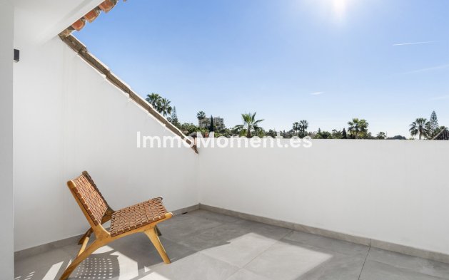 Wiederverkauf - Freistehende Villa - Marbella - Nueva Andalucía