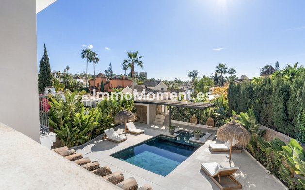 Wiederverkauf - Freistehende Villa - Marbella - Nueva Andalucía