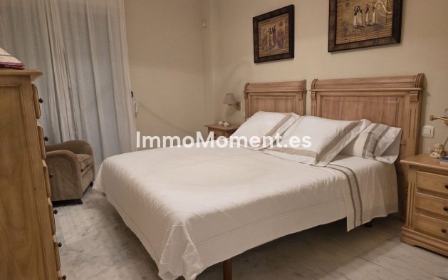 Resale - Apartment - Marbella - Bahía de Marbella