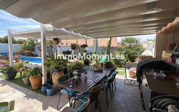 Wiederverkauf - Freistehende Villa - Torrevieja - La Siesta