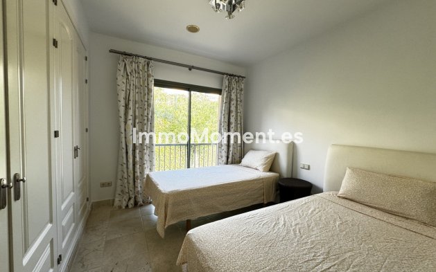 Revente - Appartement - Estepona  - Estepona Centro