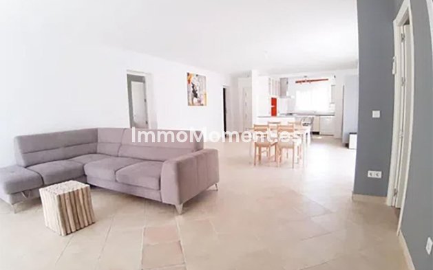 Resale - Detached villa - Marbella - Nueva Andalucía