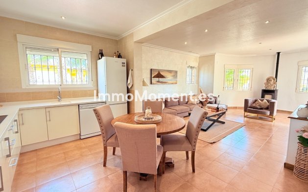 Resale - Detached villa - Catral - Catral Centro