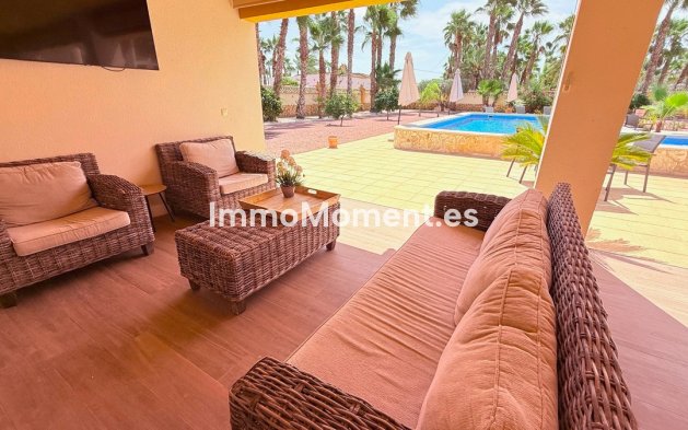 Resale - Detached villa - Catral - Catral Centro