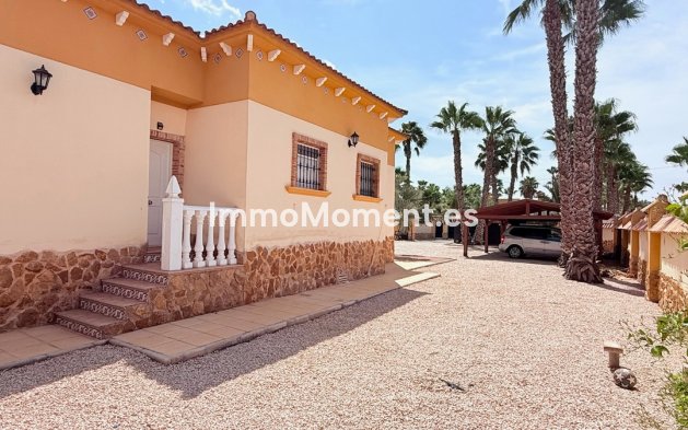 Resale - Detached villa - Catral - Catral Centro
