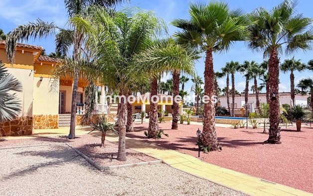 Resale - Detached villa - Catral - Catral Centro