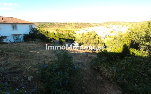 Resale - Plot - Estepona - Estepona Centro