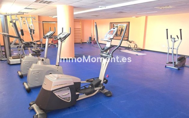 Resale - Apartment - Benalmadena - Benalmadena Centro