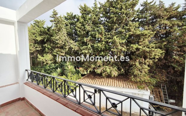 Wiederverkauf - Freistehende Villa - Marbella - Guadalmina Baja
