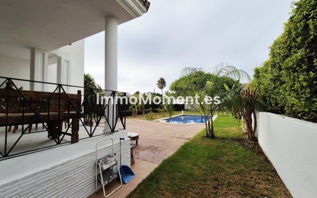 Wiederverkauf - Freistehende Villa - Marbella - Guadalmina Baja