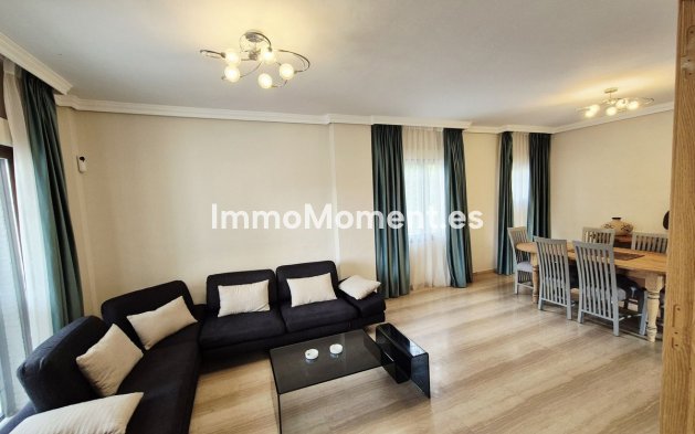 Wiederverkauf - Freistehende Villa - Marbella - Guadalmina Baja