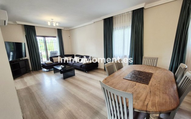 Wiederverkauf - Freistehende Villa - Marbella - Guadalmina Baja