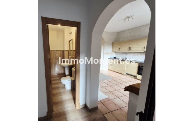 Wiederverkauf - Freistehende Villa - Marbella - Guadalmina Baja