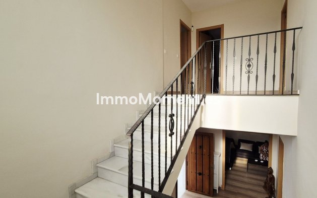 Wiederverkauf - Freistehende Villa - Marbella - Guadalmina Baja