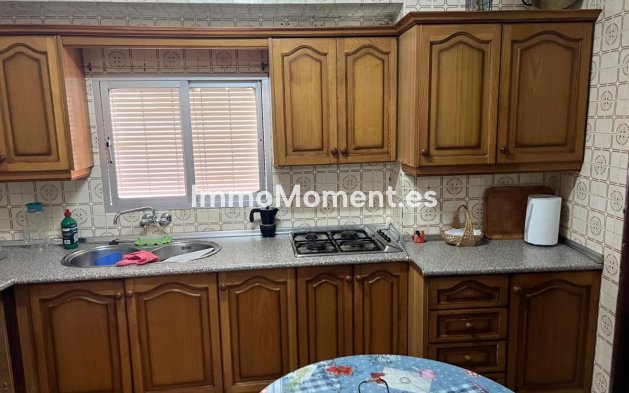 Bestaande woning - Rijtjeshuis - Binnenland  - Alora
