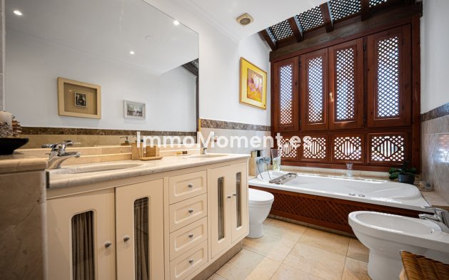 Revente - Maison mitoyenne - Marbella - Marbella Centro