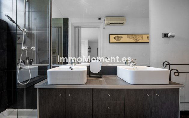 Revente - Maison mitoyenne - Marbella - Marbella Centro