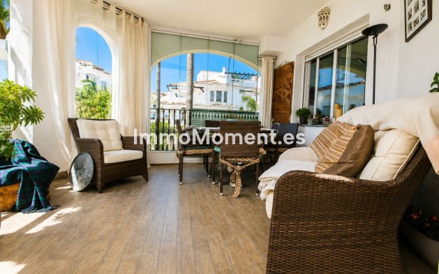 Wiederverkauf - Wohnung - Marbella - Nueva Andalucía