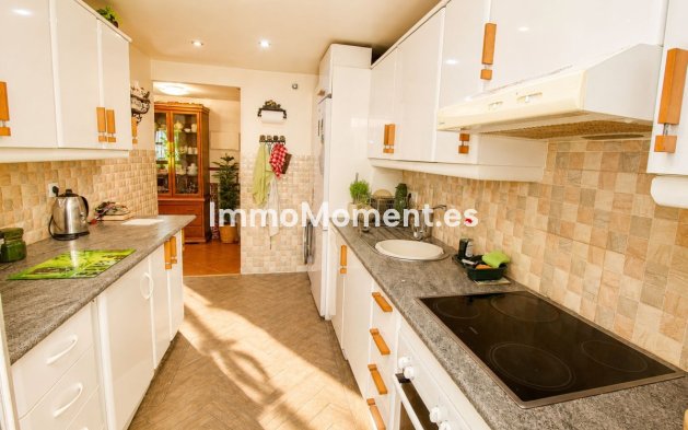 Wiederverkauf - Wohnung - Marbella - Nueva Andalucía