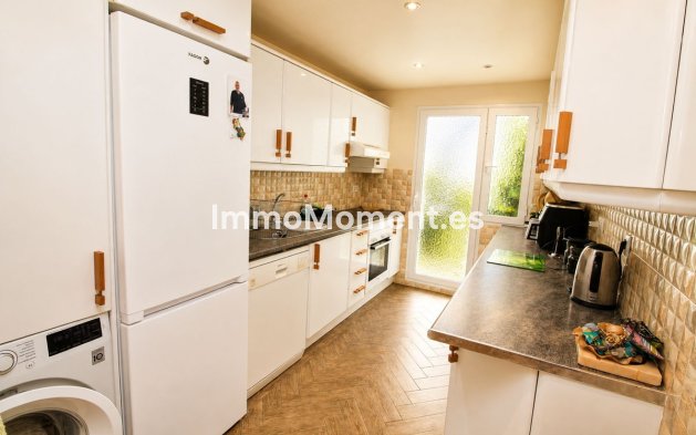 Wiederverkauf - Wohnung - Marbella - Nueva Andalucía