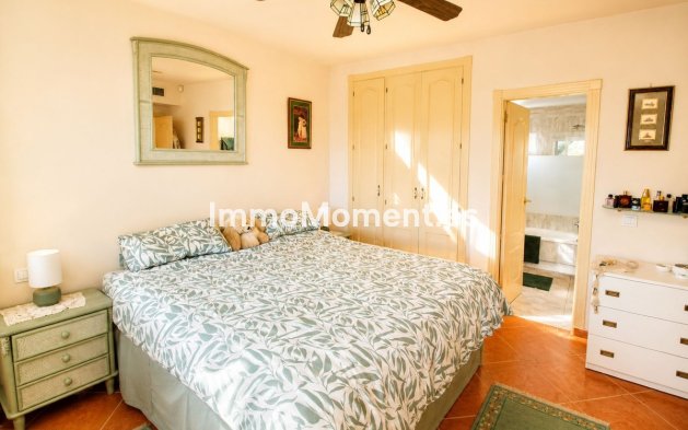 Wiederverkauf - Wohnung - Marbella - Nueva Andalucía