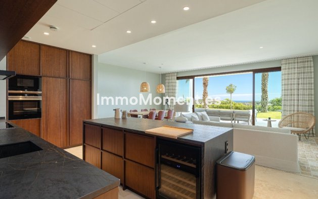 Resale - Apartment - Casares - Casares Centro