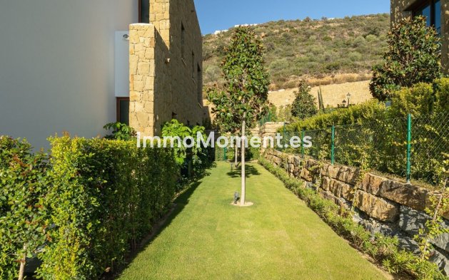 Resale - Apartment - Casares - Casares Centro