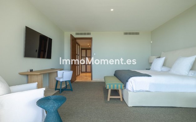 Resale - Apartment - Casares - Casares Centro