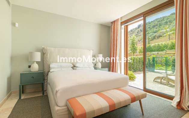 Resale - Apartment - Casares - Casares Centro