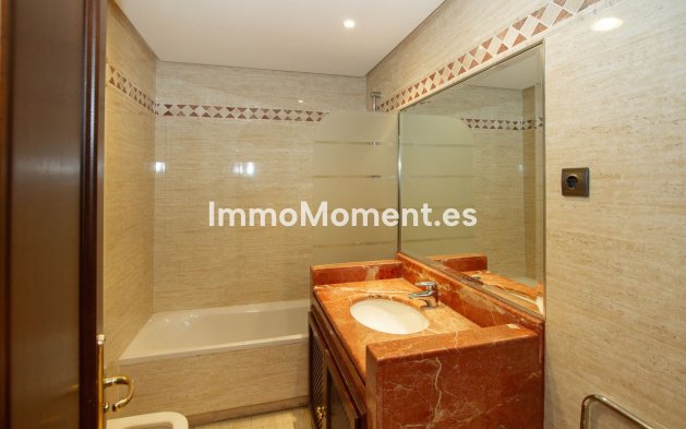 Wiederverkauf - Wohnung - Marbella - La Mairena