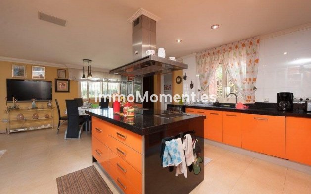 Reventa - Villa independiente - Torremolinos - Playamar