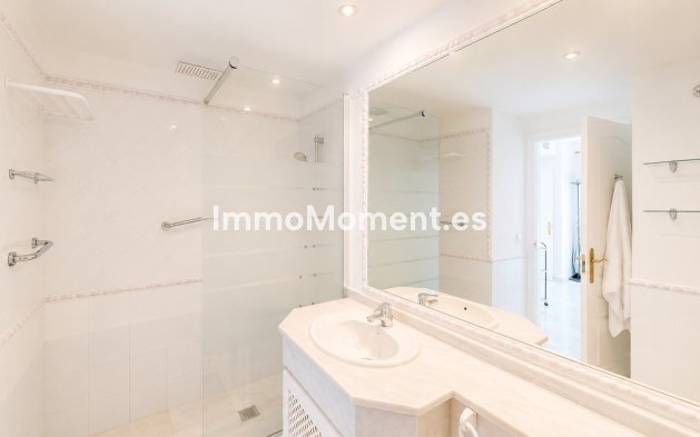 Wiederverkauf - Wohnung - Marbella - Guadalmina Baja