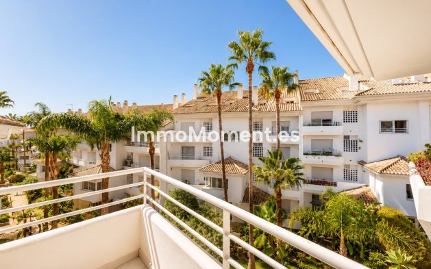 Wiederverkauf - Wohnung - Marbella - Guadalmina Baja