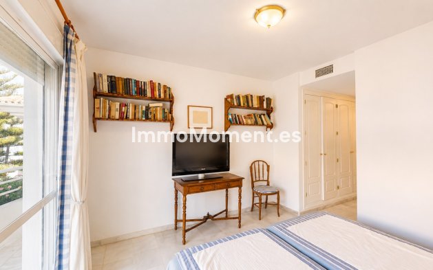 Wiederverkauf - Wohnung - Marbella - Guadalmina Baja