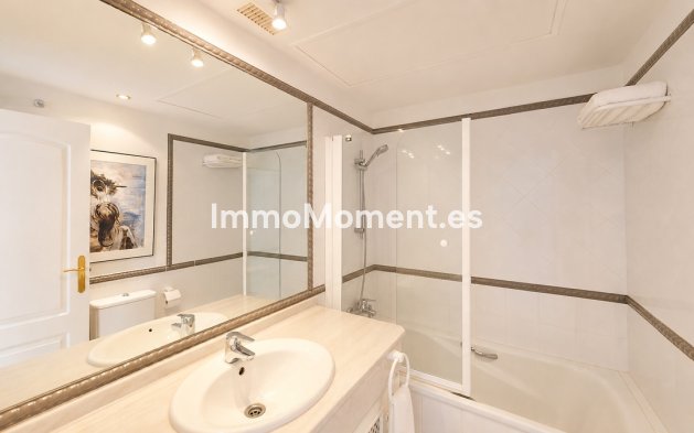 Wiederverkauf - Wohnung - Marbella - Guadalmina Baja