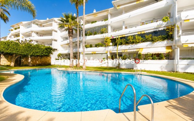 Wiederverkauf - Wohnung - Marbella - Guadalmina Baja