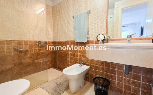 Revente - Appartement - Manilva - La Duquesa