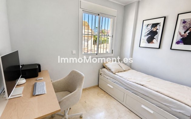 Resale - Detached villa - Manilva - La Duquesa